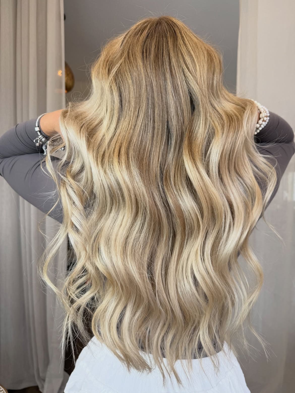 Softes Blond mit leichten Wellen